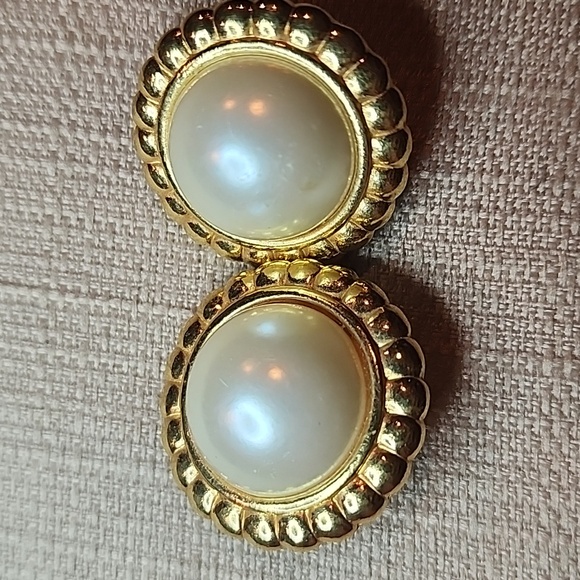 Vintage Anne Klein Gold-Tone Trimmed Faux Pearl Clip-On Earrings - Picture 2 of 7